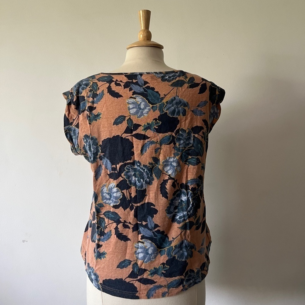 Icone Simons exclusive floral short sleeve top size large